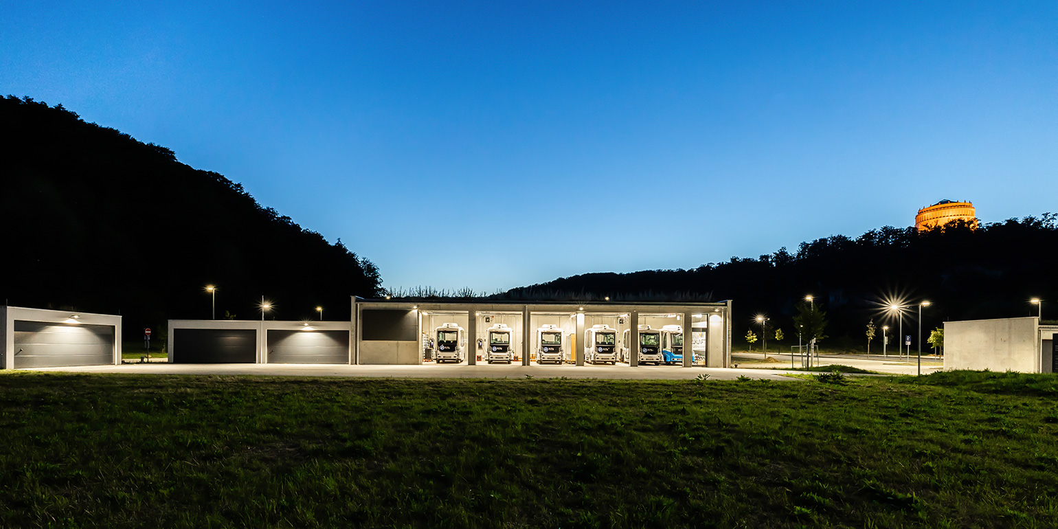 Fahrzeughalle für Elektrofahrzeuge in Kelheim
